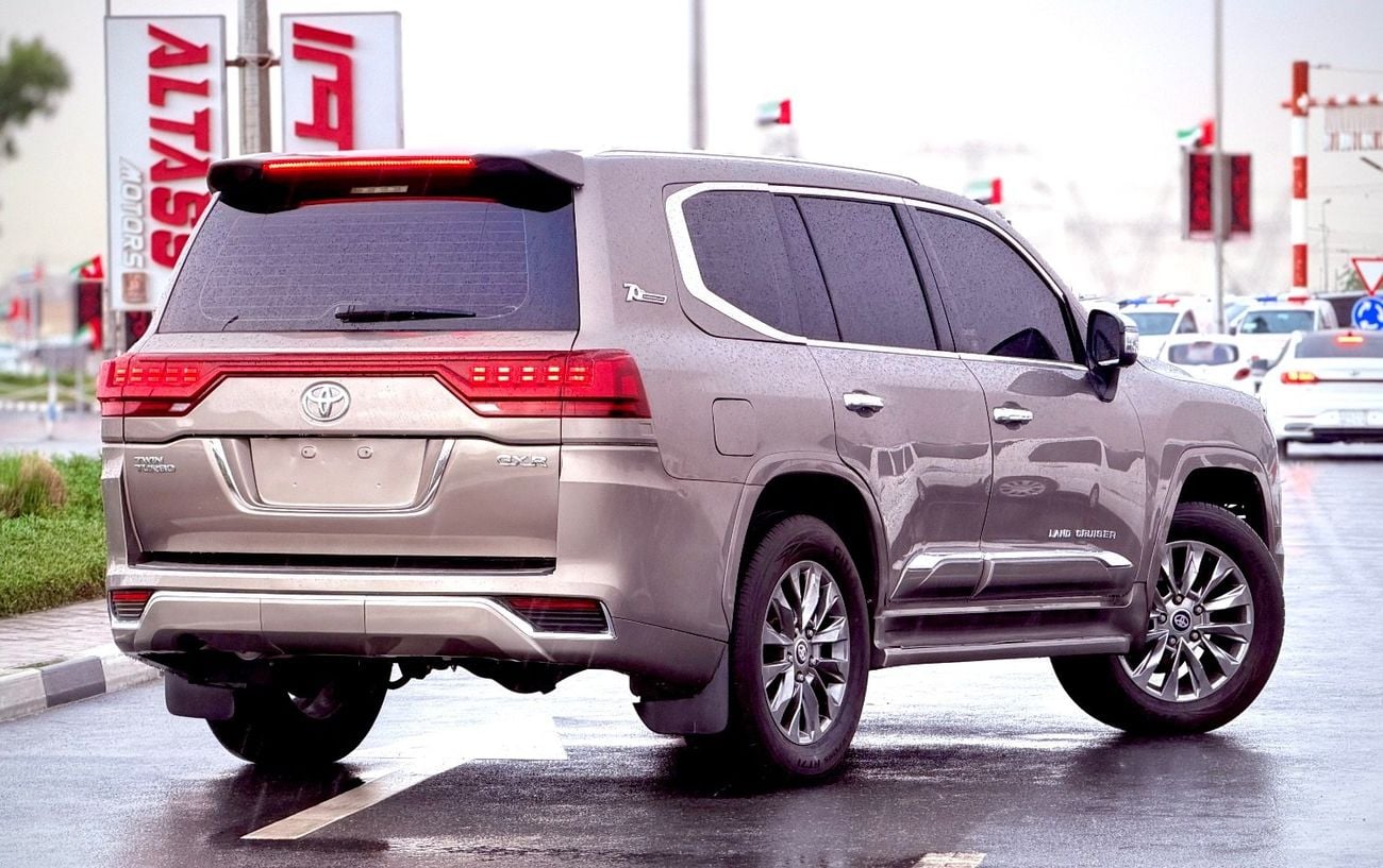 تويوتا لاند كروزر 2017 Model Facelift To Lc300 2025 Shape Exterior and Interior Both Very Clean And Perfect Condition