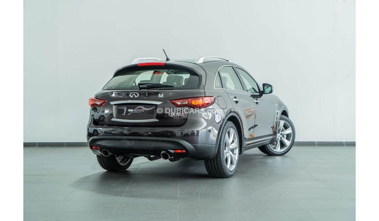 Infiniti QX70 2016 Infiniti QX70S 5.0L V8 Full Option / Full-Service History