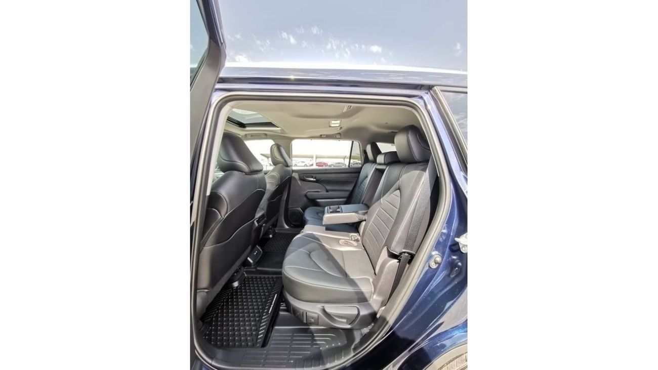 Toyota Highlander Toyota Highlander XLE - 2021 - Blue