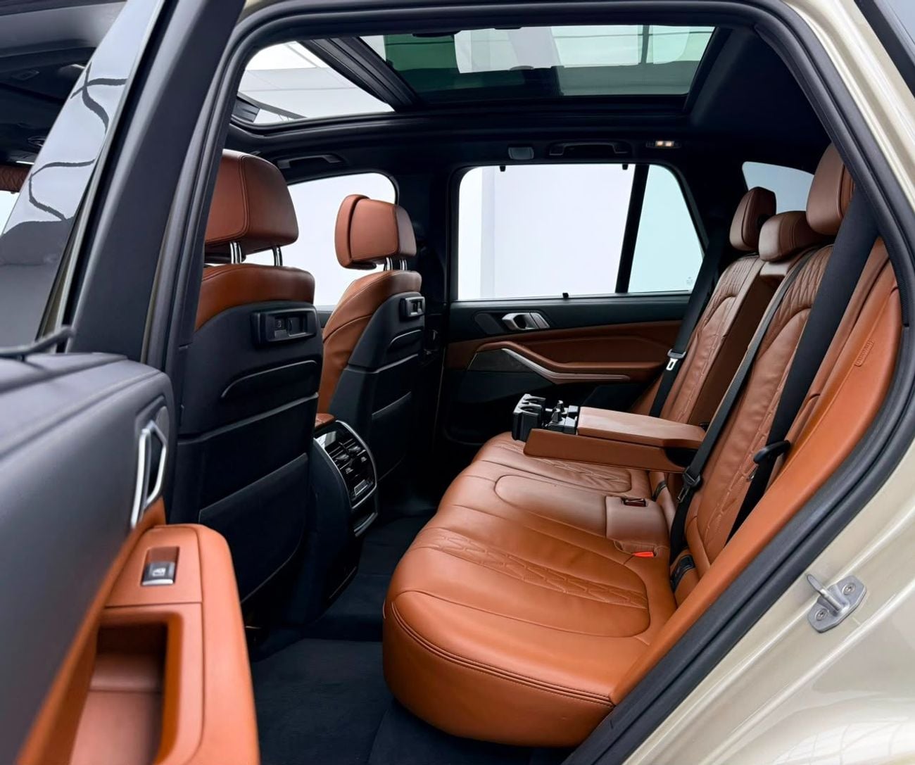 BMW X5 50i M SPORT 2019 BMW X5 xDrive50i M-Sport, Warranty, Full BMW Service History, Fully Loaded, GCC