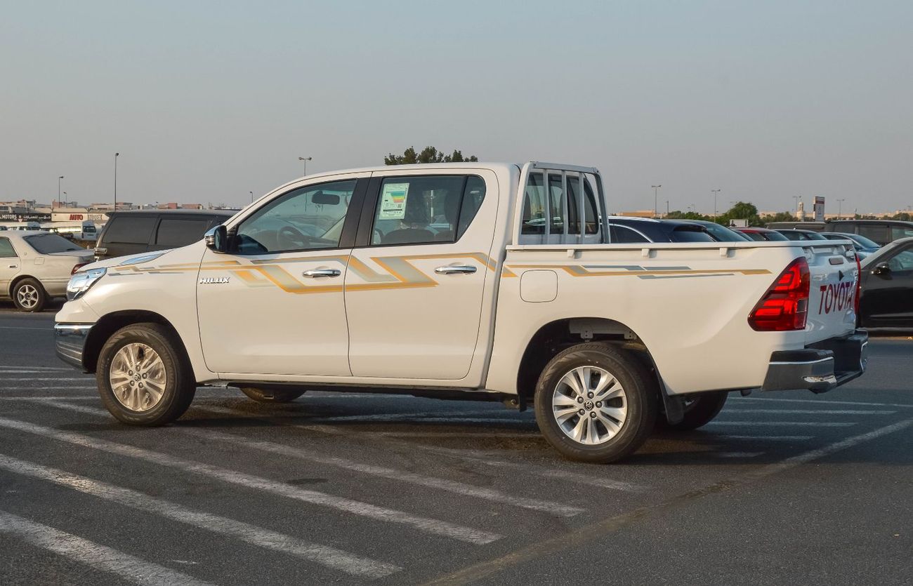 Toyota Hilux TOYOTA HILUX 2.7L RWD PETROL PICKUP 2025