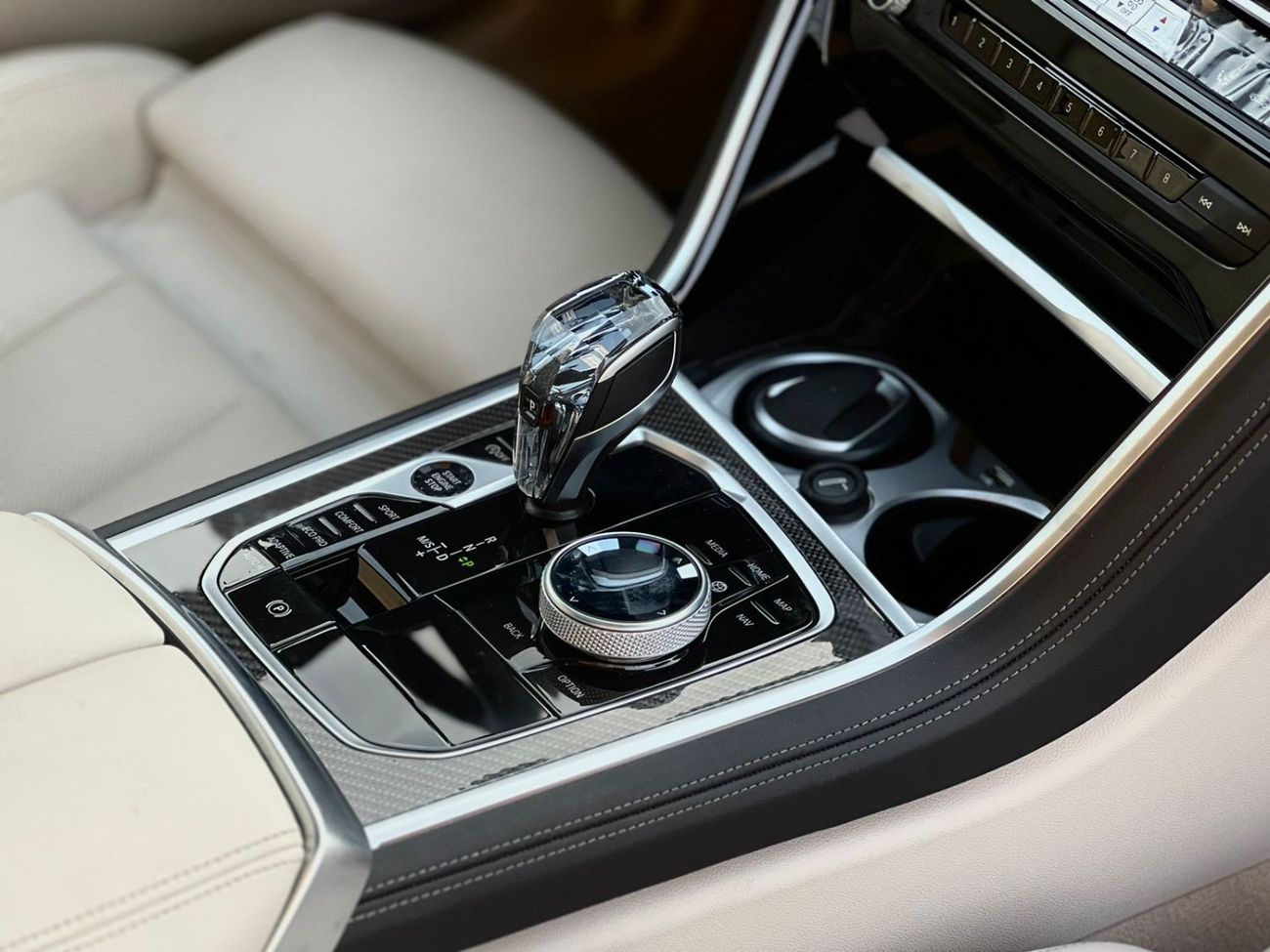 بي أم دبليو 840i BMW 840 M KIT 2024 GCC FULL