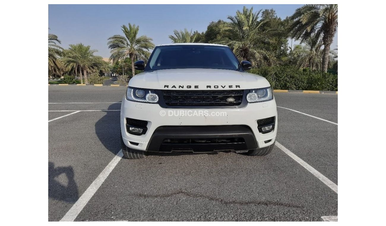 Land Rover Range Rover Sport RANGE ROVER SPORT 2015 GCC very clean car accident free full
