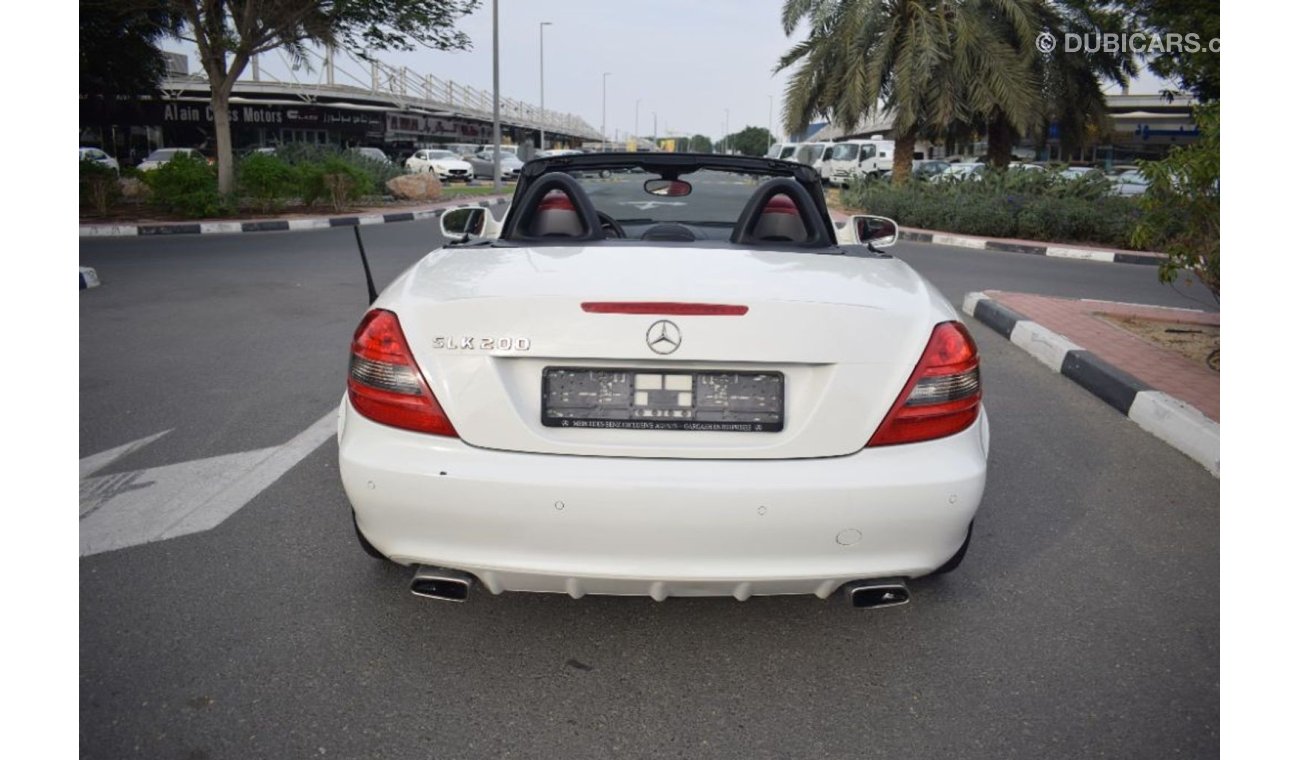 مرسيدس بنز SLK 200 HARD TOP CONVERTIBLE 2009 GCC SPECS LOW MILEAGE