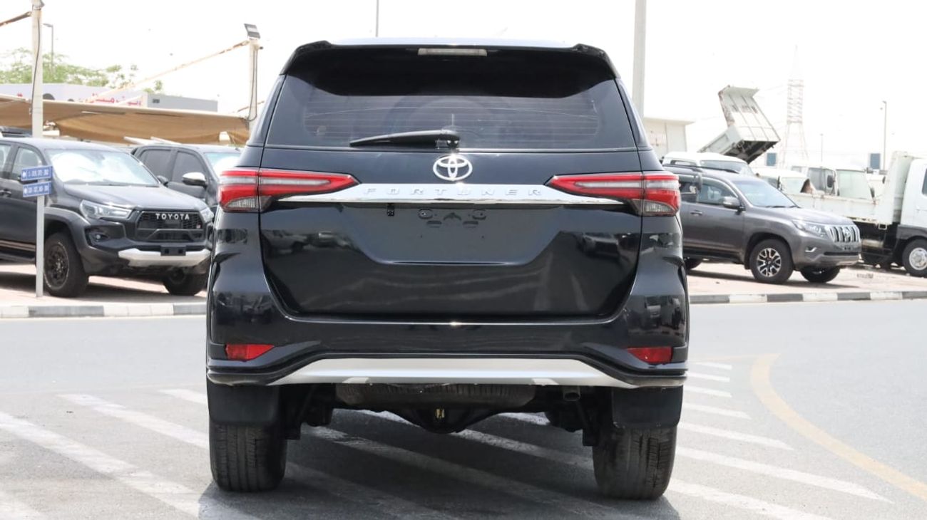 Toyota Fortuner 2017  TOYOTA FORTUNER TURBO