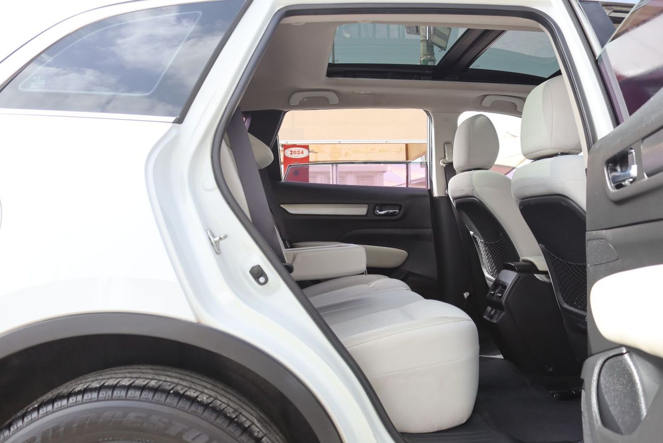 Renault Koleos 2.5L LE (4WD) - RENAULT KOLEOS - 2017 -GCC - Full option - 4WD -2.5 - Accident-free - in excellent c