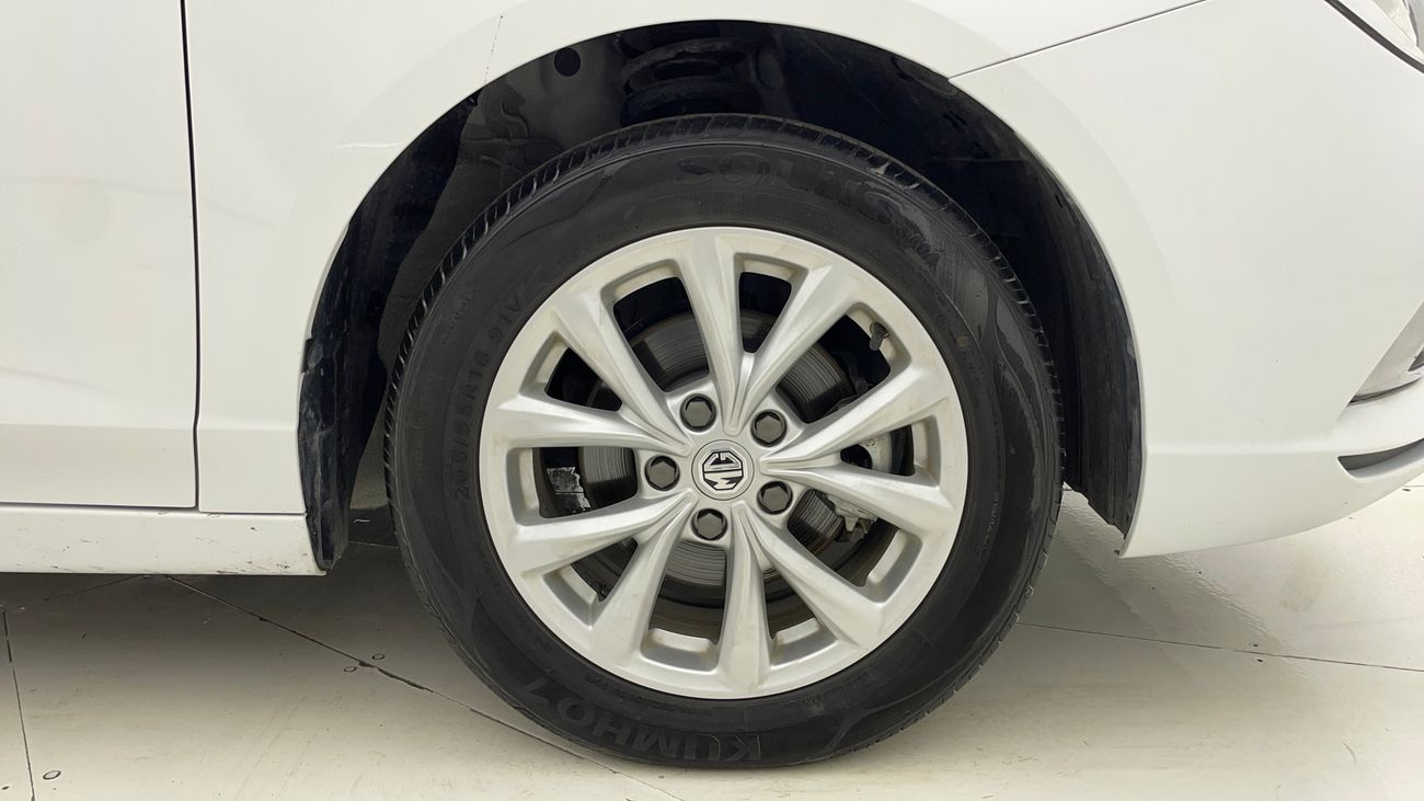 أم جي 5 STD 1.5 | بدون دفعة مقدمة | اختبار قيادة مجاني للمنزل