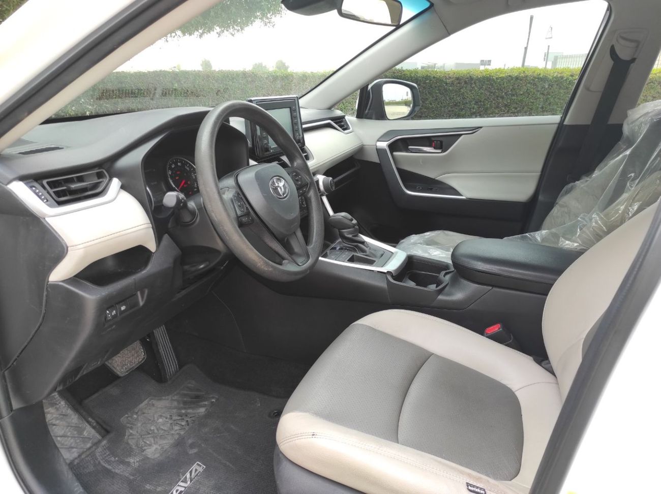 تويوتا راف ٤ 2.5L (2WD) EX