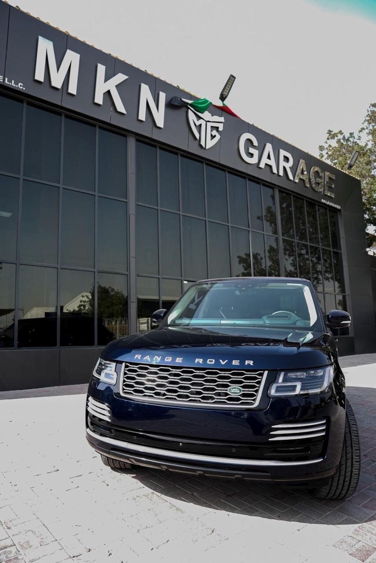 Land Rover Range Rover Vogue P400 3.0L