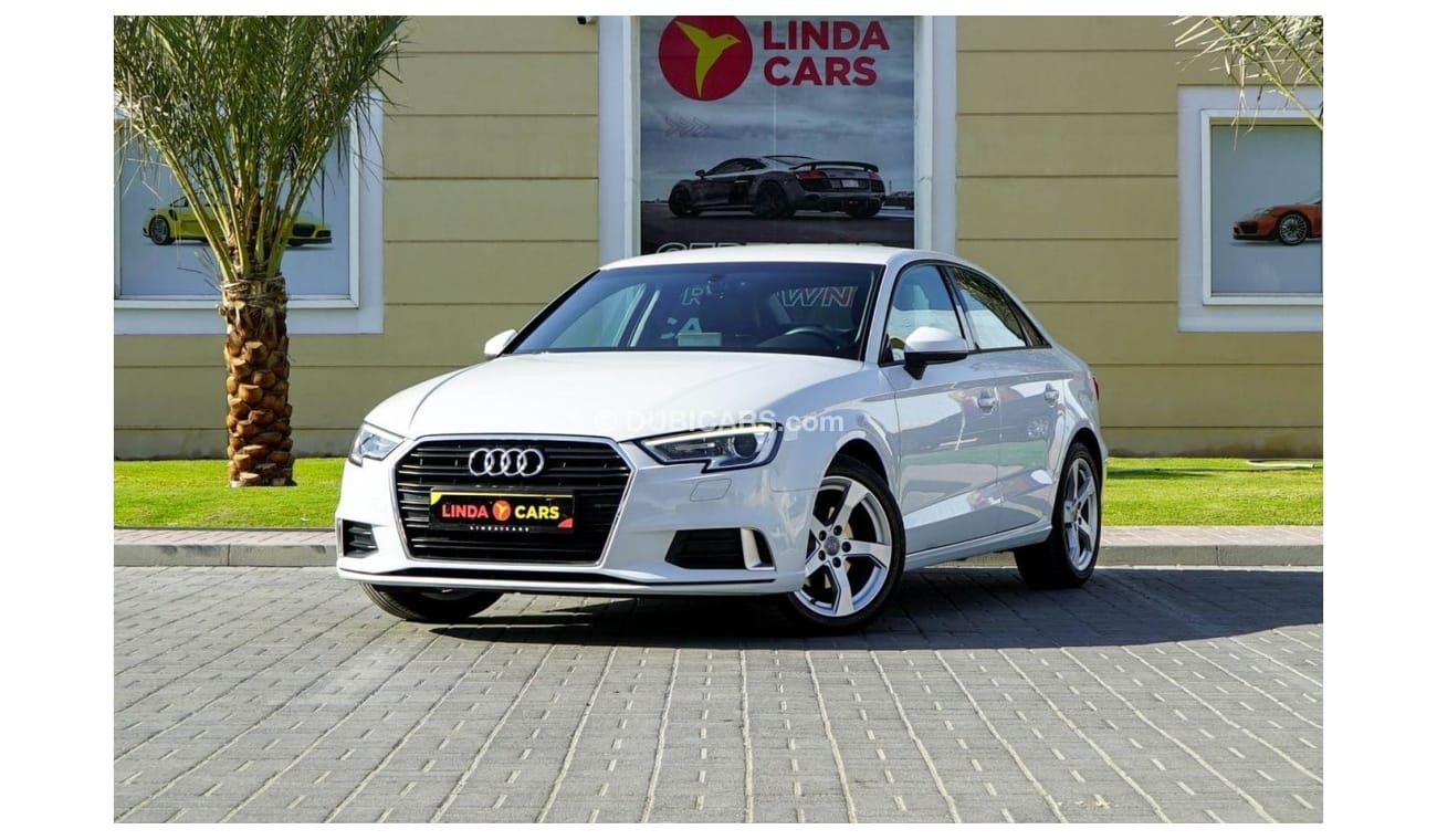 أودي A3 30 TFSI بايسيك