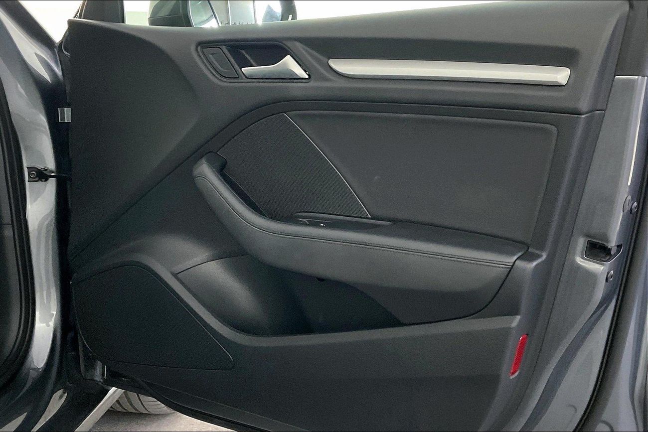 أودي A3 30 TFSI | شامل الضمان | 0 ﺪﻔﻋﺓ ﺃﻮﻟﻯ