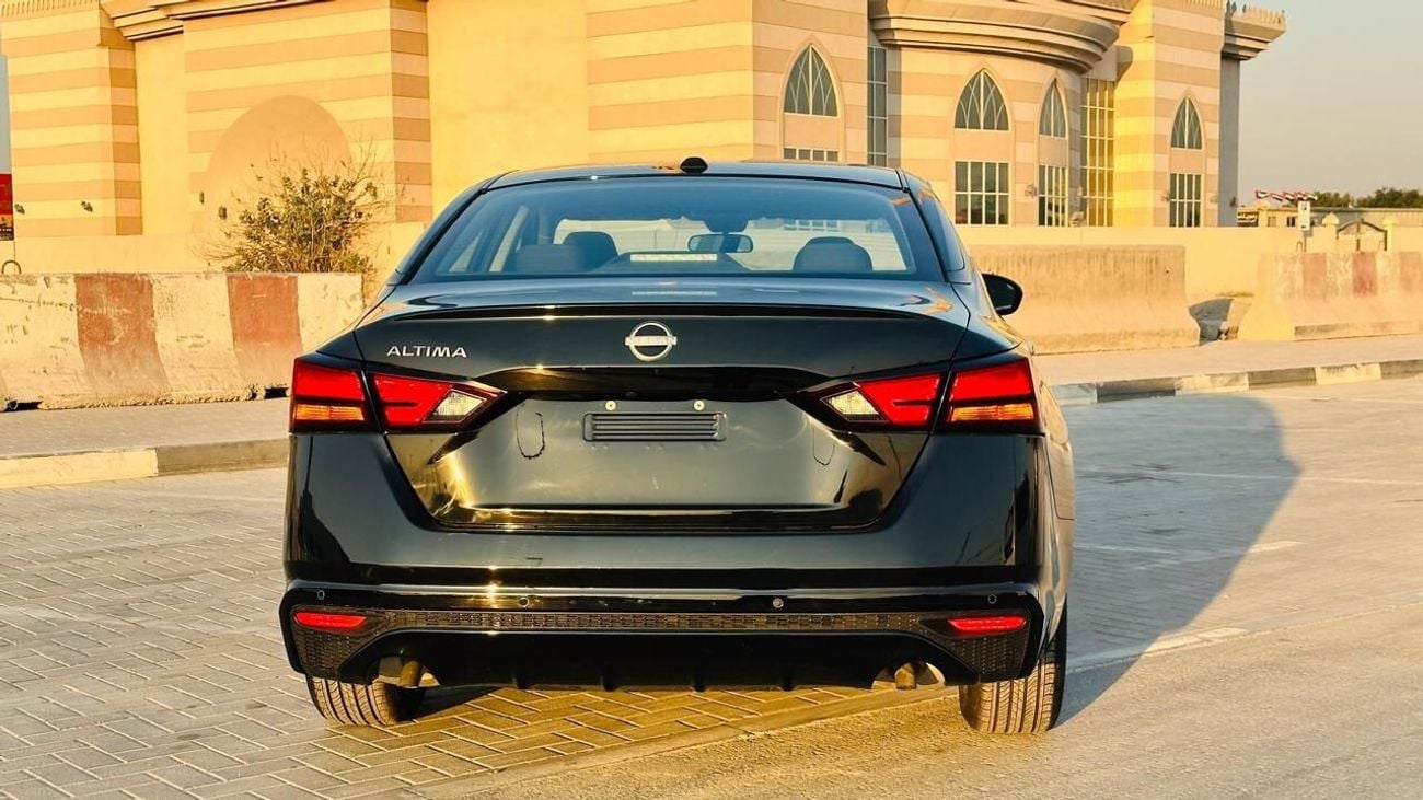 Nissan Altima