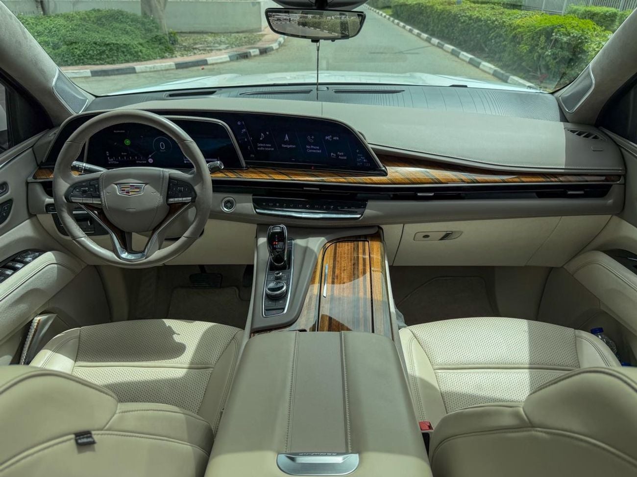 كاديلاك إسكالاد Sport Platinum 6.2L 4WD