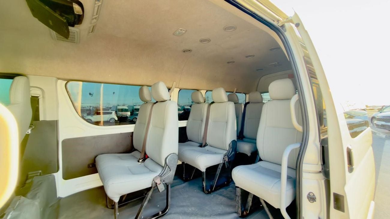 تويوتا هاياس -