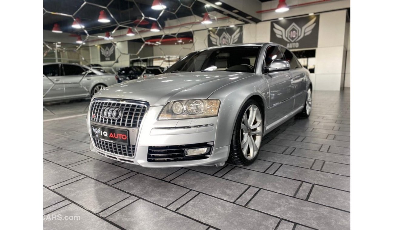 Audi S8