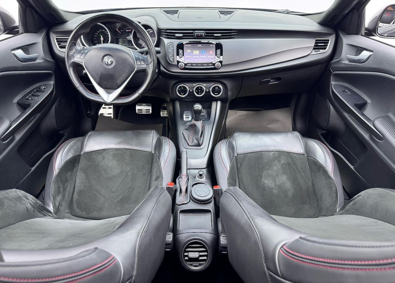 Alfa Romeo Giulietta Veloce 2019 Alfa Romeo Giulietta, Warranty, Excellent Condition, GCC