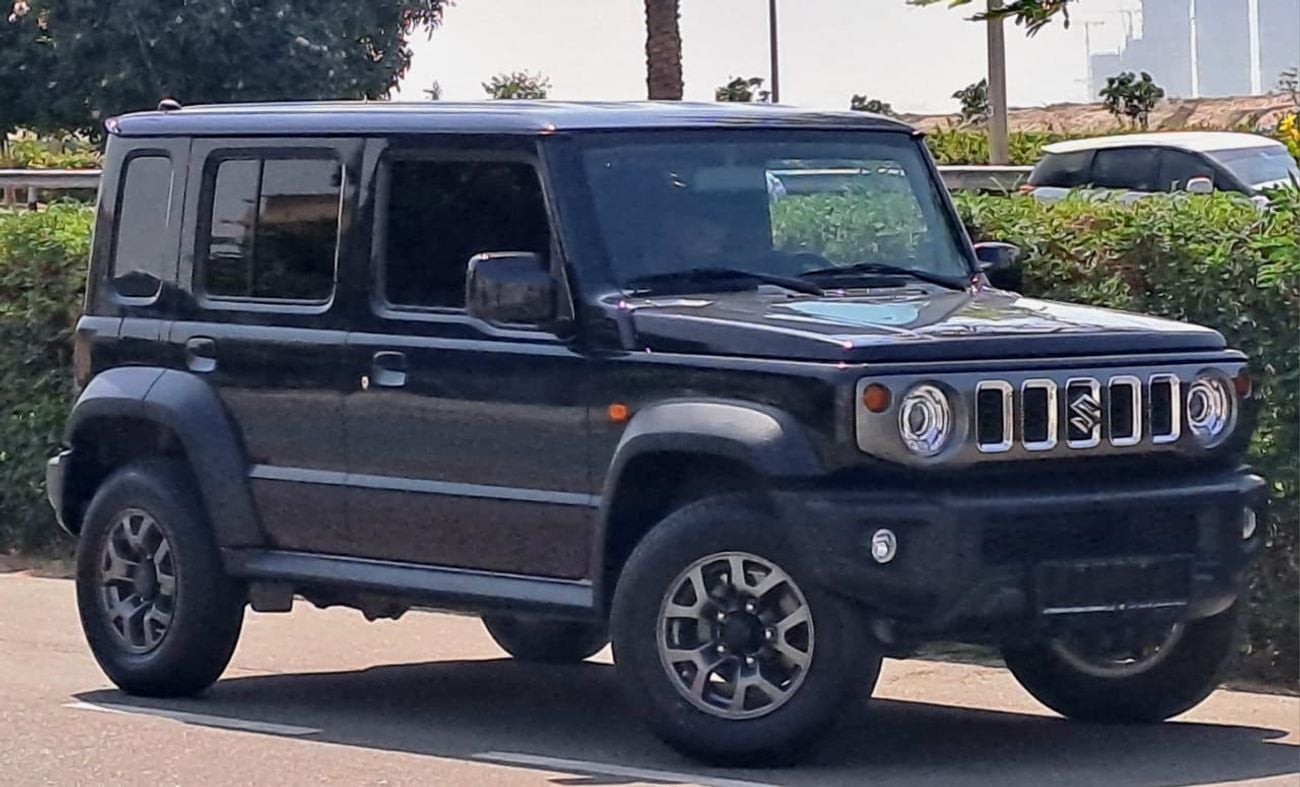 Suzuki Jimny GLX 1.5L (5-Doors) 1057-MONTHLY | 1.5 L | 4WD | GCC | CRUISE CONTROL I GPS I ACCIDENT FREE