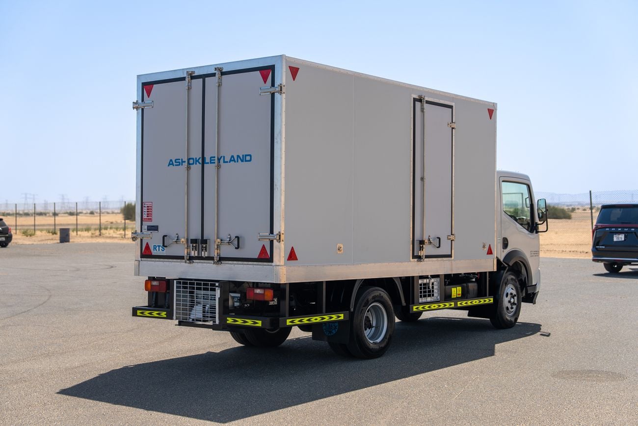 اشوك ليلاند بارتنر شاحنة أشوك ليلاند ZD30 LCV سعة 3 أطنان - جديدة تمامًا - متوفرة في دبي