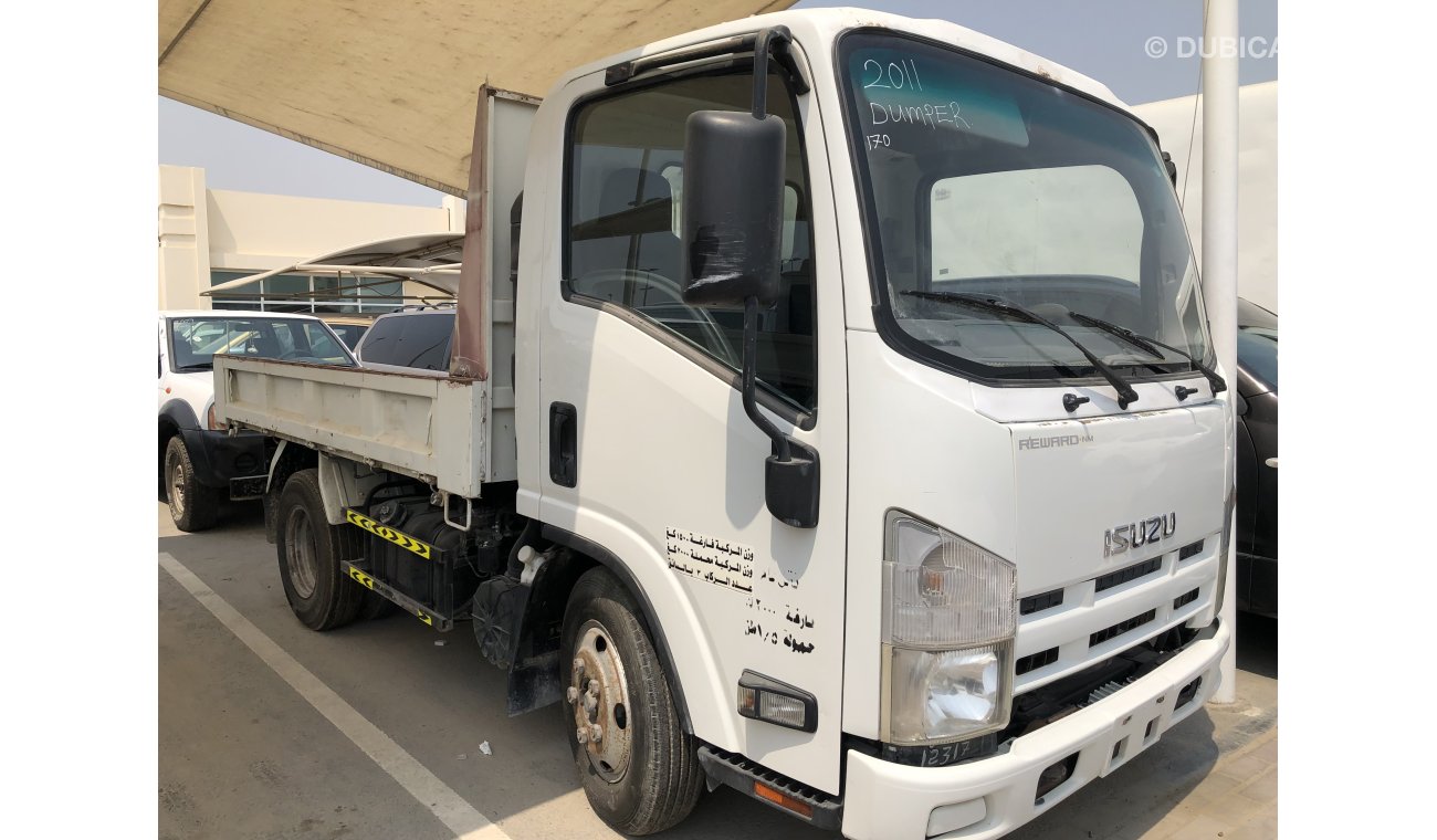 Isuzu Reward dumper truck,model:2011.Excellent condition