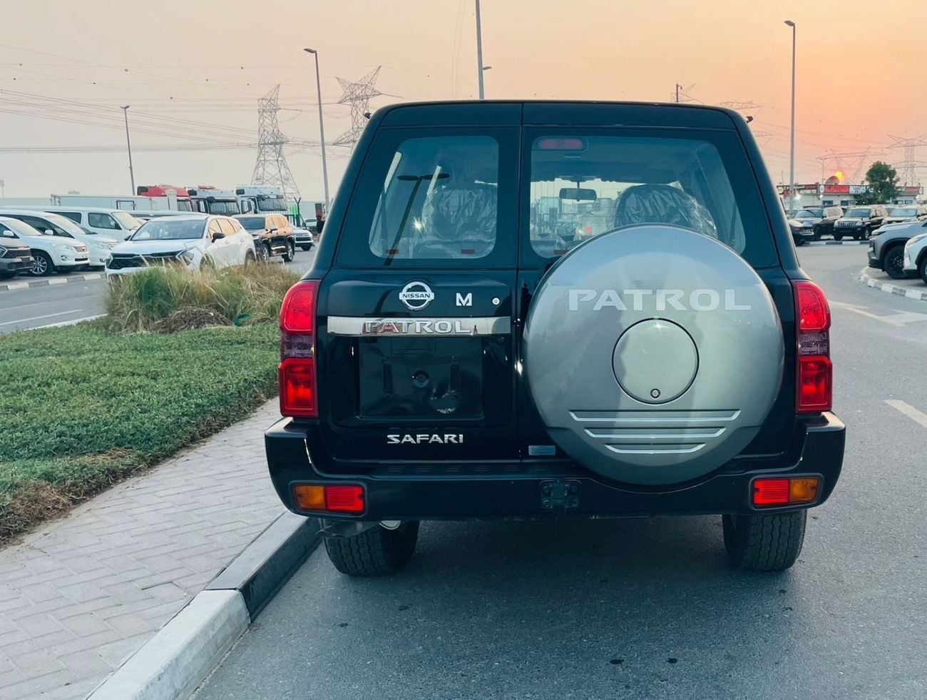 Nissan Patrol Safari 4.8L A/T