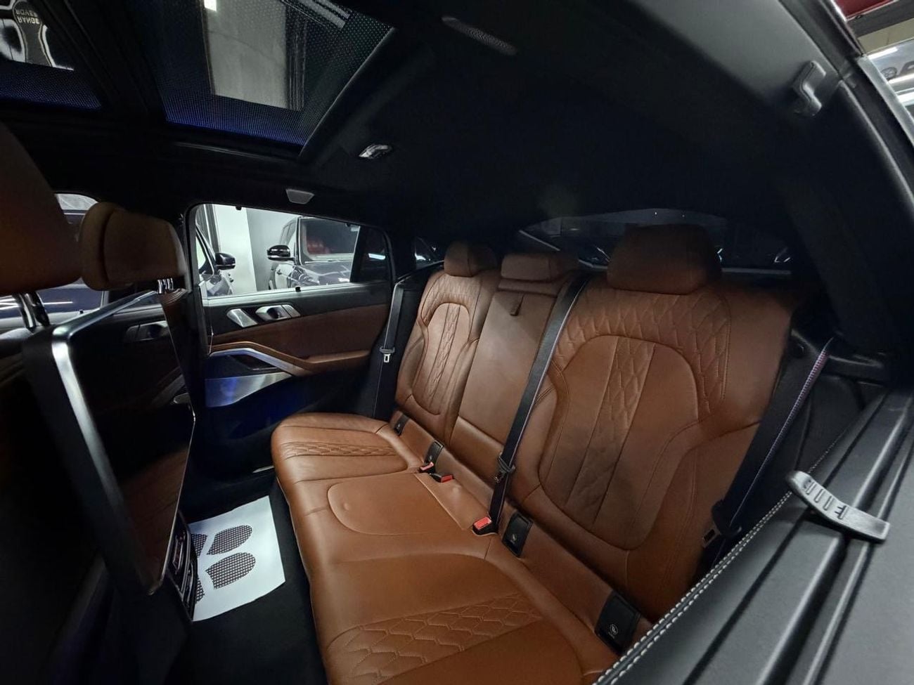 بي أم دبليو X6 XDRIVE M50i