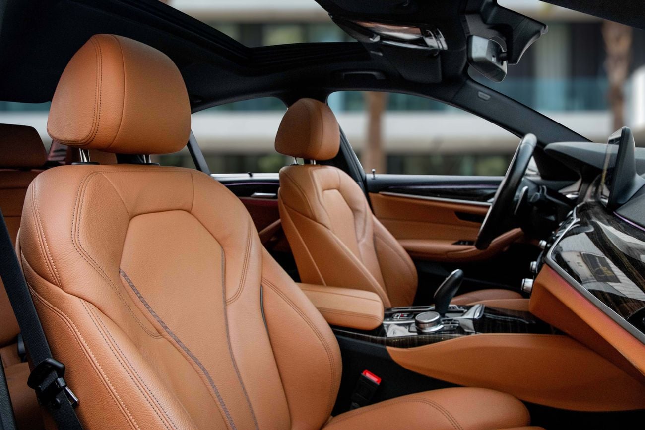بي أم دبليو 520i 520i M-Sport | 2,644 P.M | 0% Downpayment | BMW WARRANTY+SERVICE | IMMACULATE!