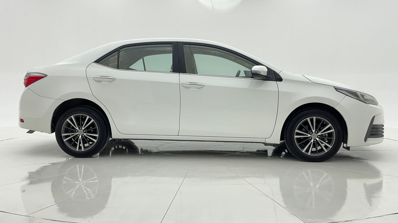 تويوتا كورولا LIMITED 2 | بدون دفعة مقدمة | اختبار قيادة مجاني للمنزل