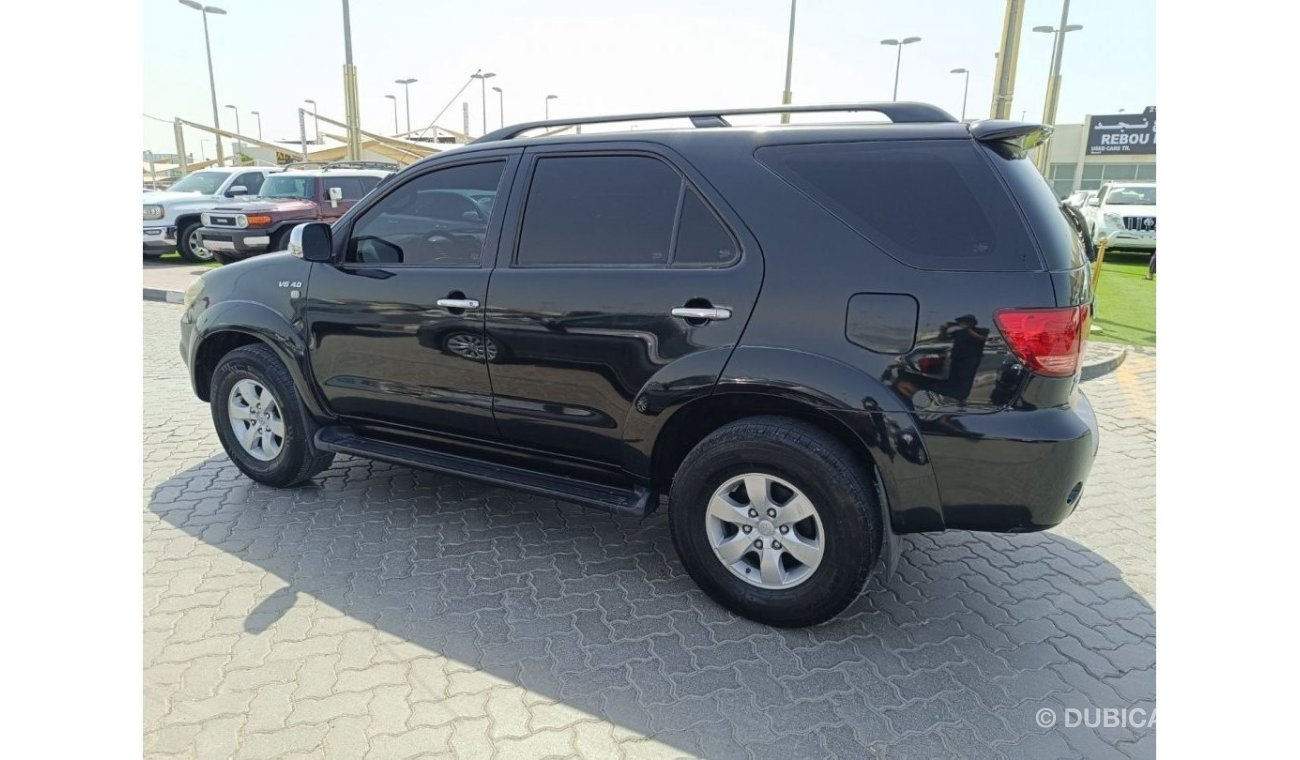 Toyota Fortuner car in excellent condition with no accidents