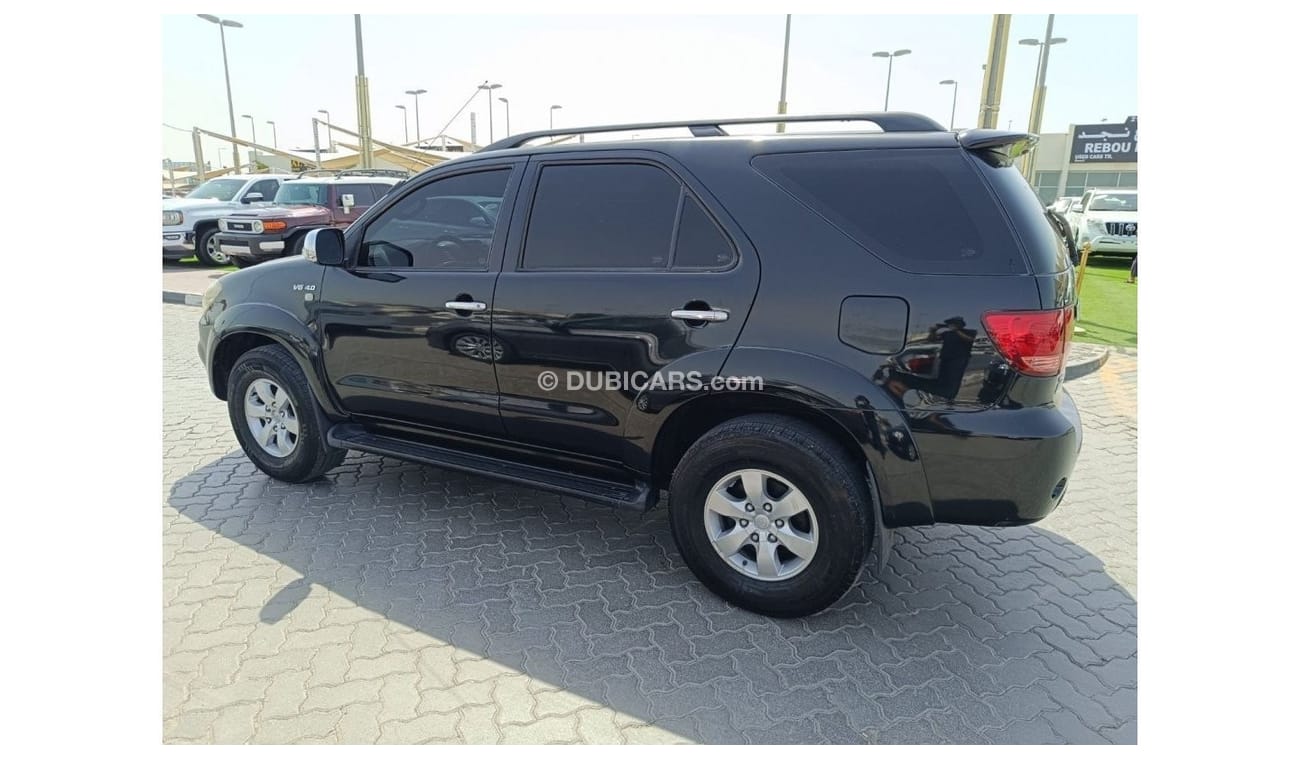 تويوتا فورتونر car in excellent condition with no accidents