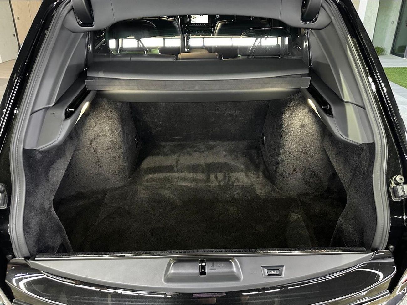 Rolls-Royce Cullinan AED 27,800 P.M | 0% DOWN PAYMENT | ROLLS-ROYCE CULLINAN | AGENCY WARRANTY & SERVICE CONTRACT