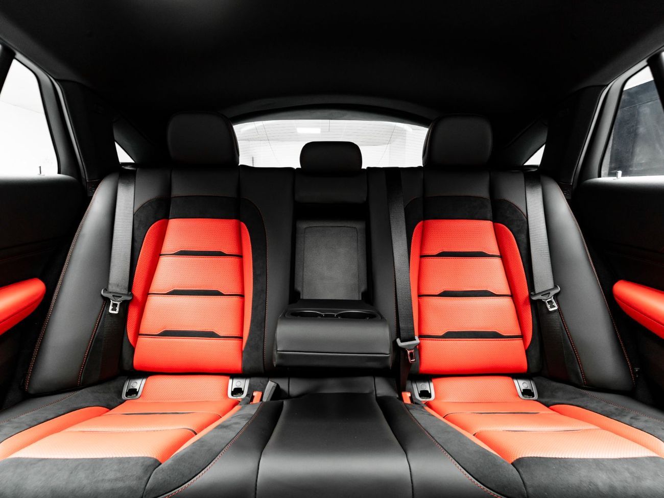 Mercedes-Benz GLE 53 AMG Premium + 3.0L 2025 Mercedes GLE53 AMG, 2030 Mercedes Warranty, Low KMs, GCC