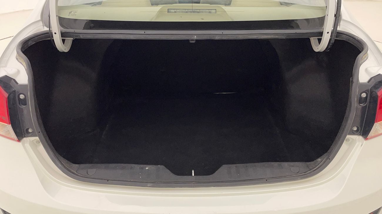 سوزوكي سياز GL 1.5 | بدون دفعة مقدمة | اختبار القيادة في المنزل