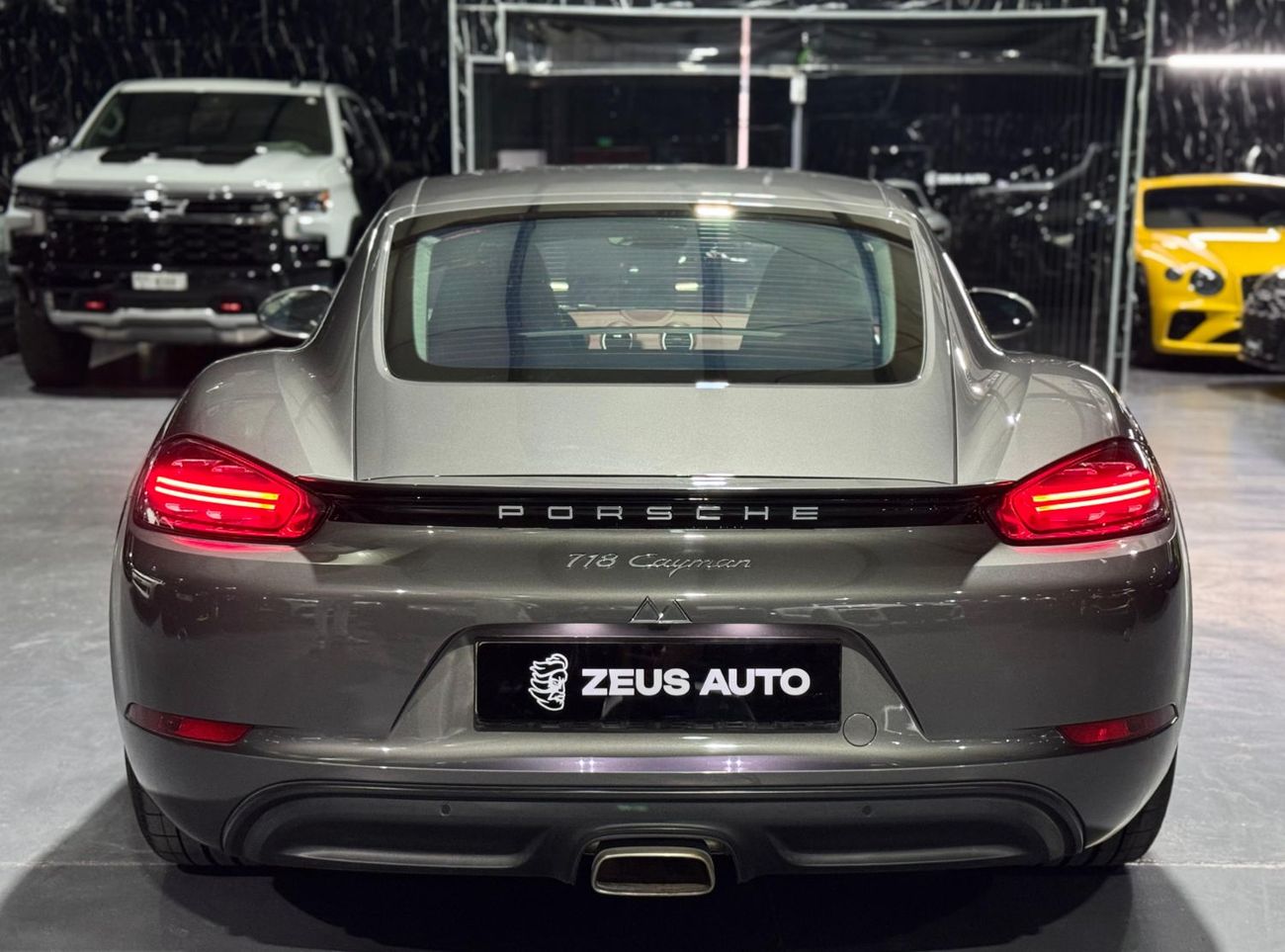 بورش كايمان 718 Std 2.0L A/T 2021 Porsche 718 Cayman, May 2026 Porsche Warranty, Full Porsche Service History, Low K