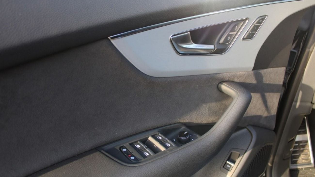 Audi Q8 AUDI Q8 3.0L COMPETITION PLUS MHEV AT (Export and Local)