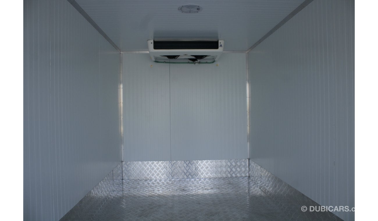 Mitsubishi Fuso Canter FREEZER BOX, All Temperature BOXES Available, 4.2L V6 Diesel, (CODE # 9068)