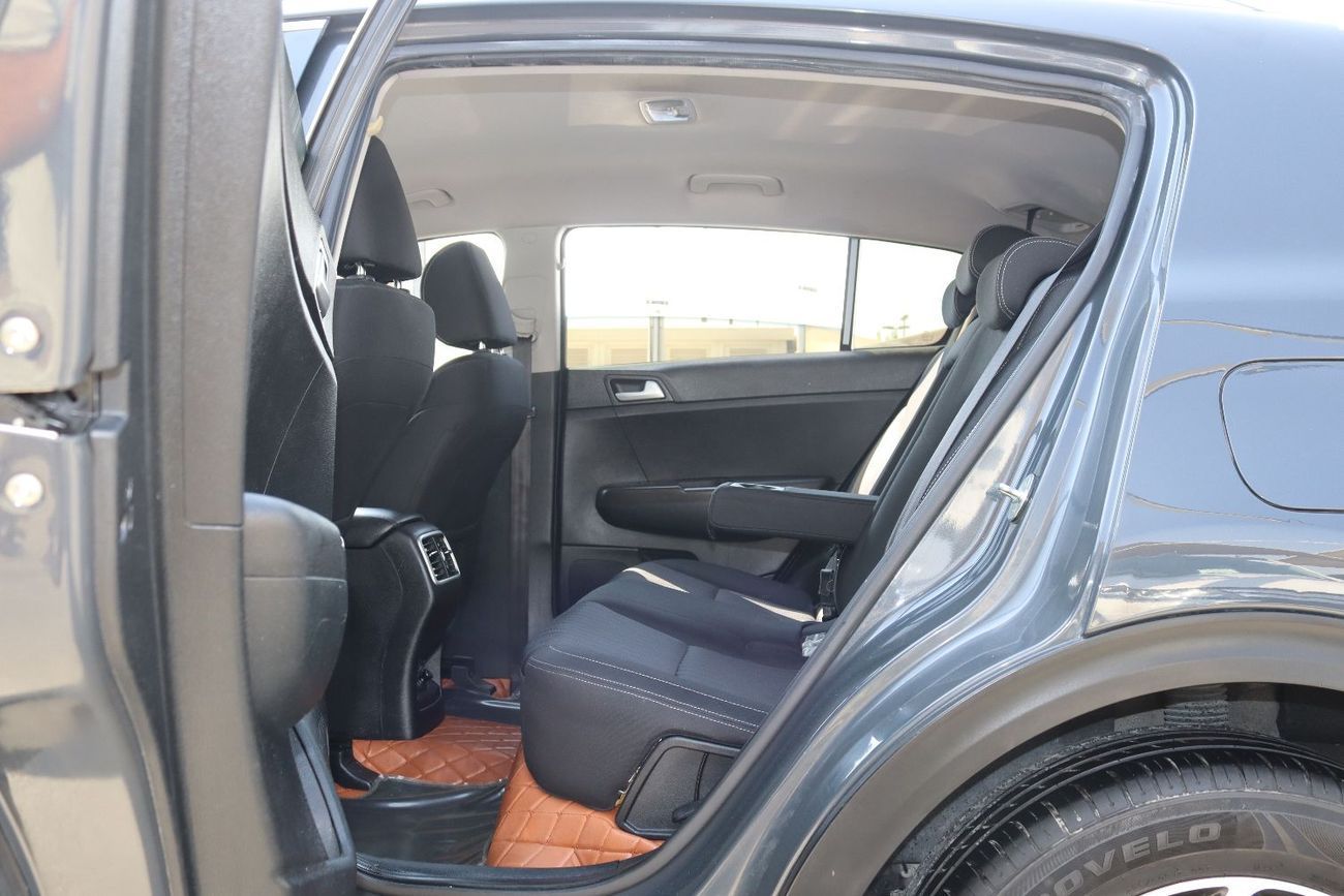 كيا سبورتيج كيا سبورتيج 2020 خليجى بحاله ممتازه ممشى 91000 كم بمحرك 2.0L بسعر 46000 درهم