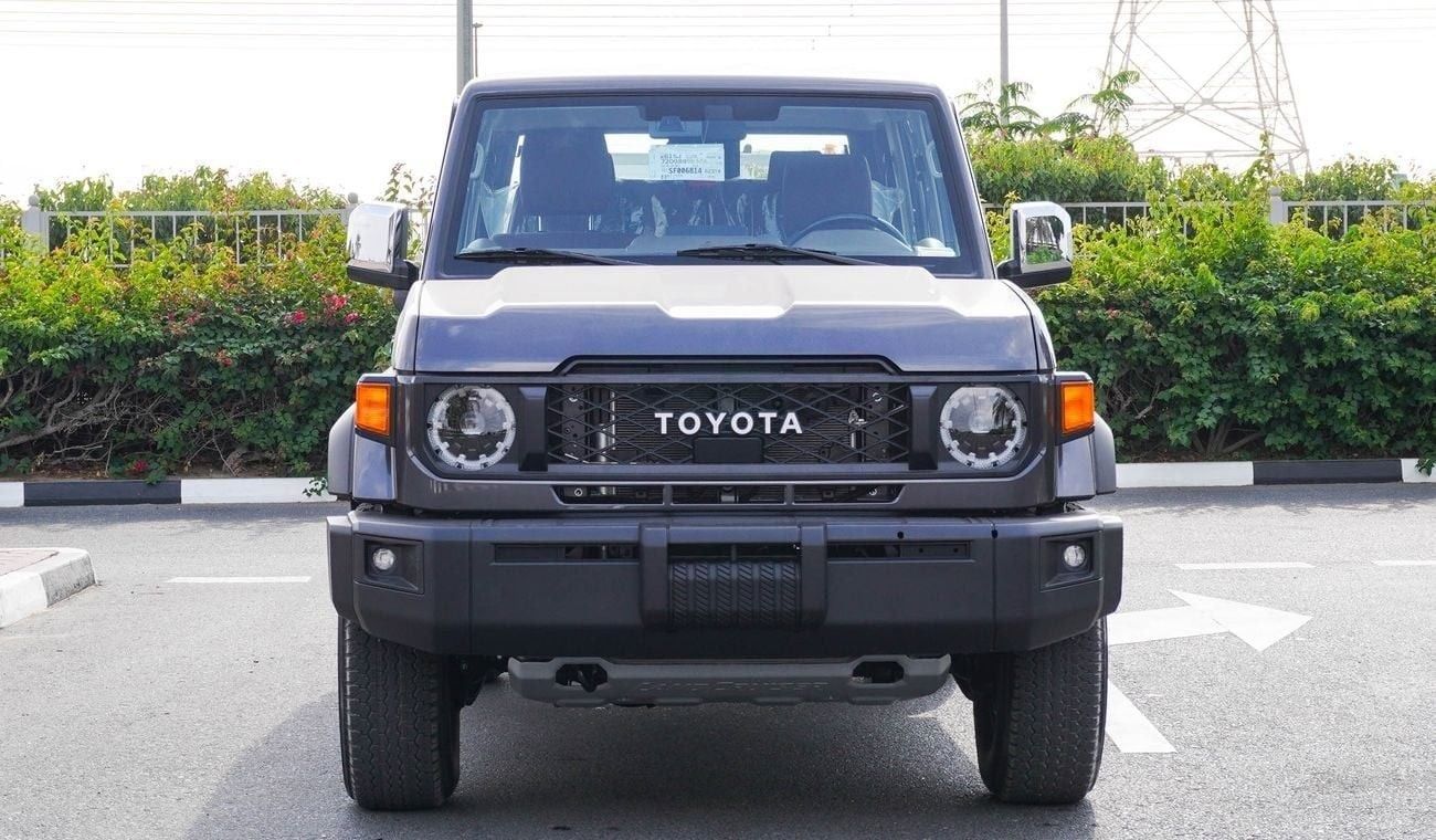 Toyota Land Cruiser 70 4.0L V6 A/T