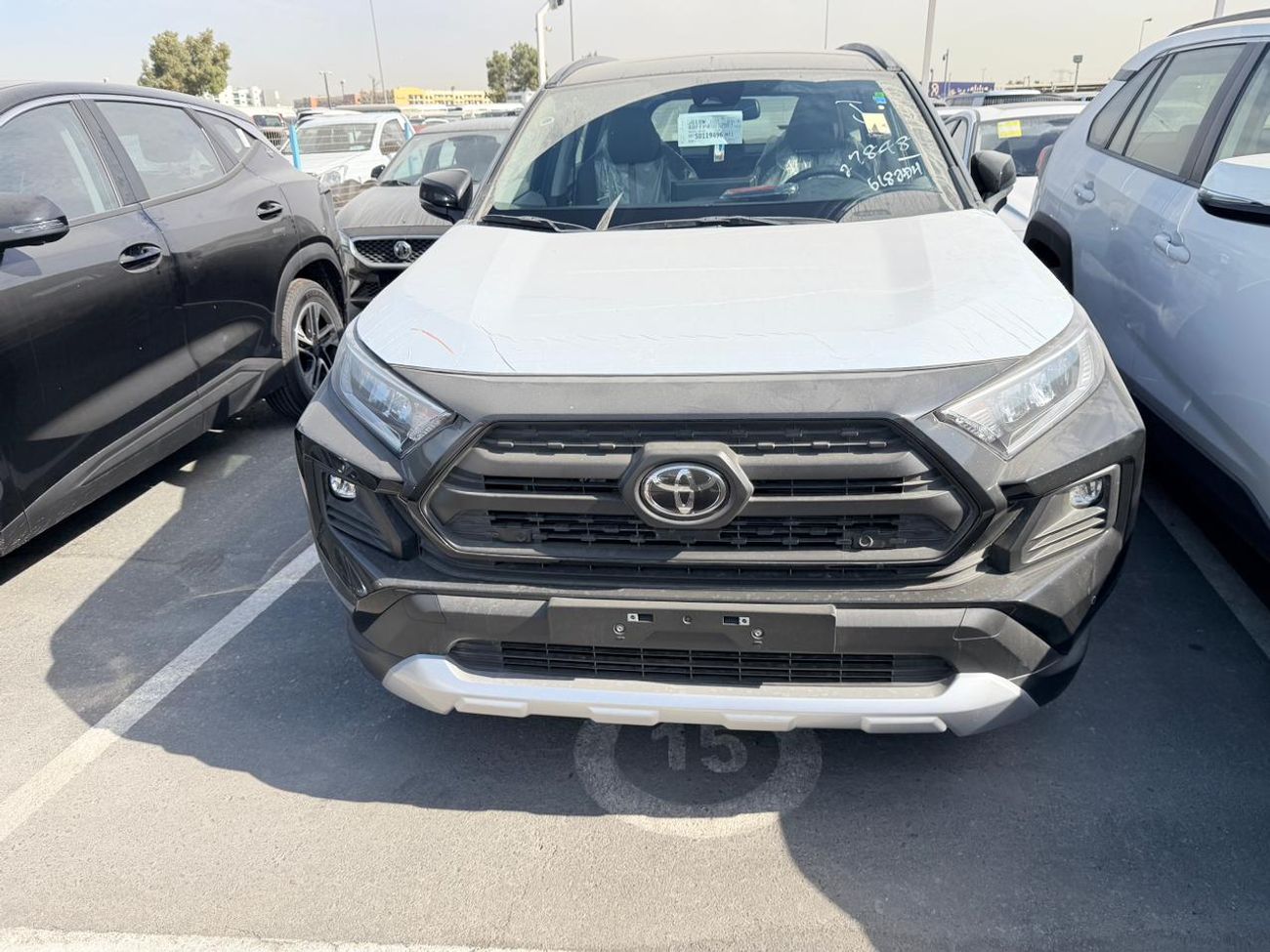 تويوتا راف ٤ 2.5L Adventure