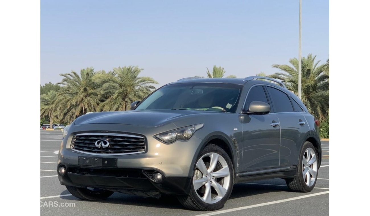 Infiniti FX50