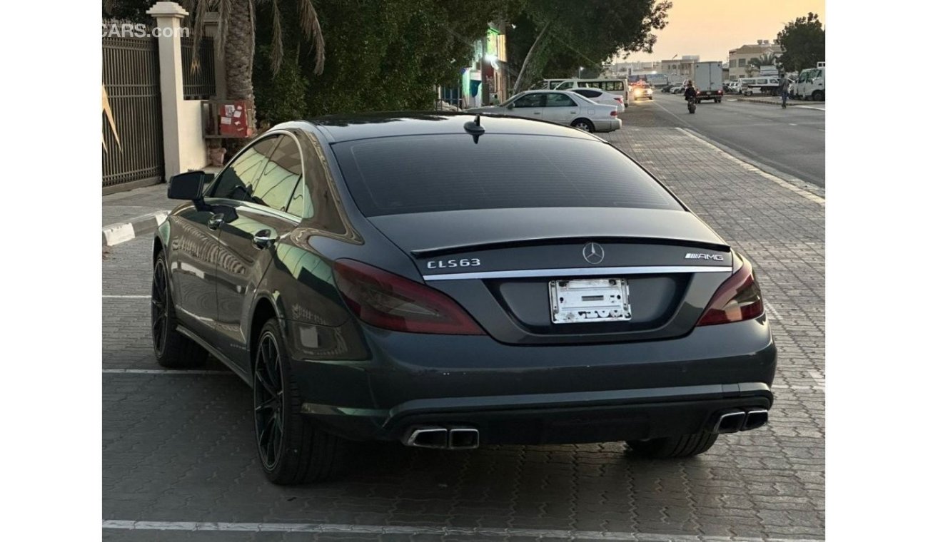 مرسيدس بنز CLS 550