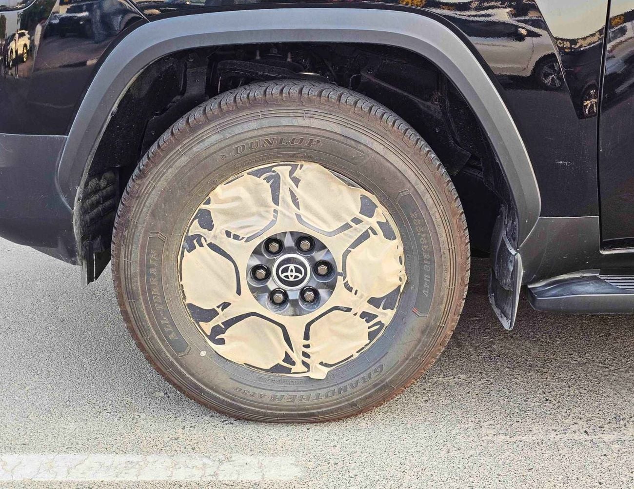 Toyota Land Cruiser GR SPORT || 3.3L Diesel V6 / RADAR / BIG DVD / REAR ENTERTAINMENT DVD / COOL BOX (CODE#LCDGR)