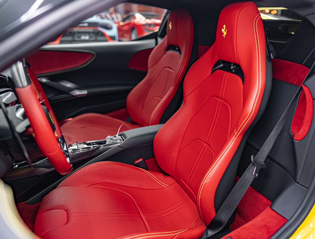 فيراري SF90 ستراديل SF90 STRADALE | CARBON INTERIOR | TWO-TONE BODYWORK | LMG MOTORS