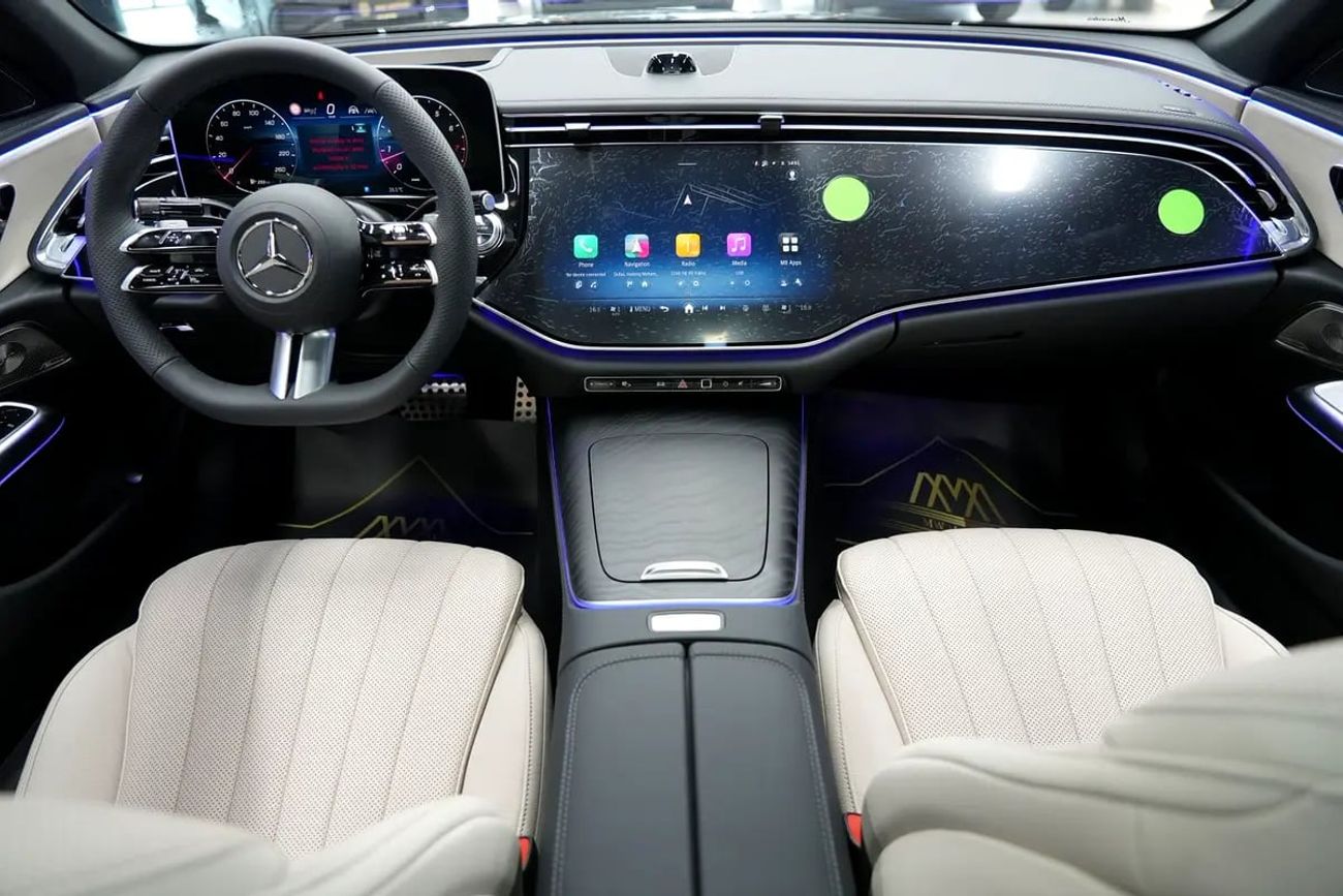 Mercedes-Benz E300 E 300 | GCC 0km | Agency Warranty | AMG Package