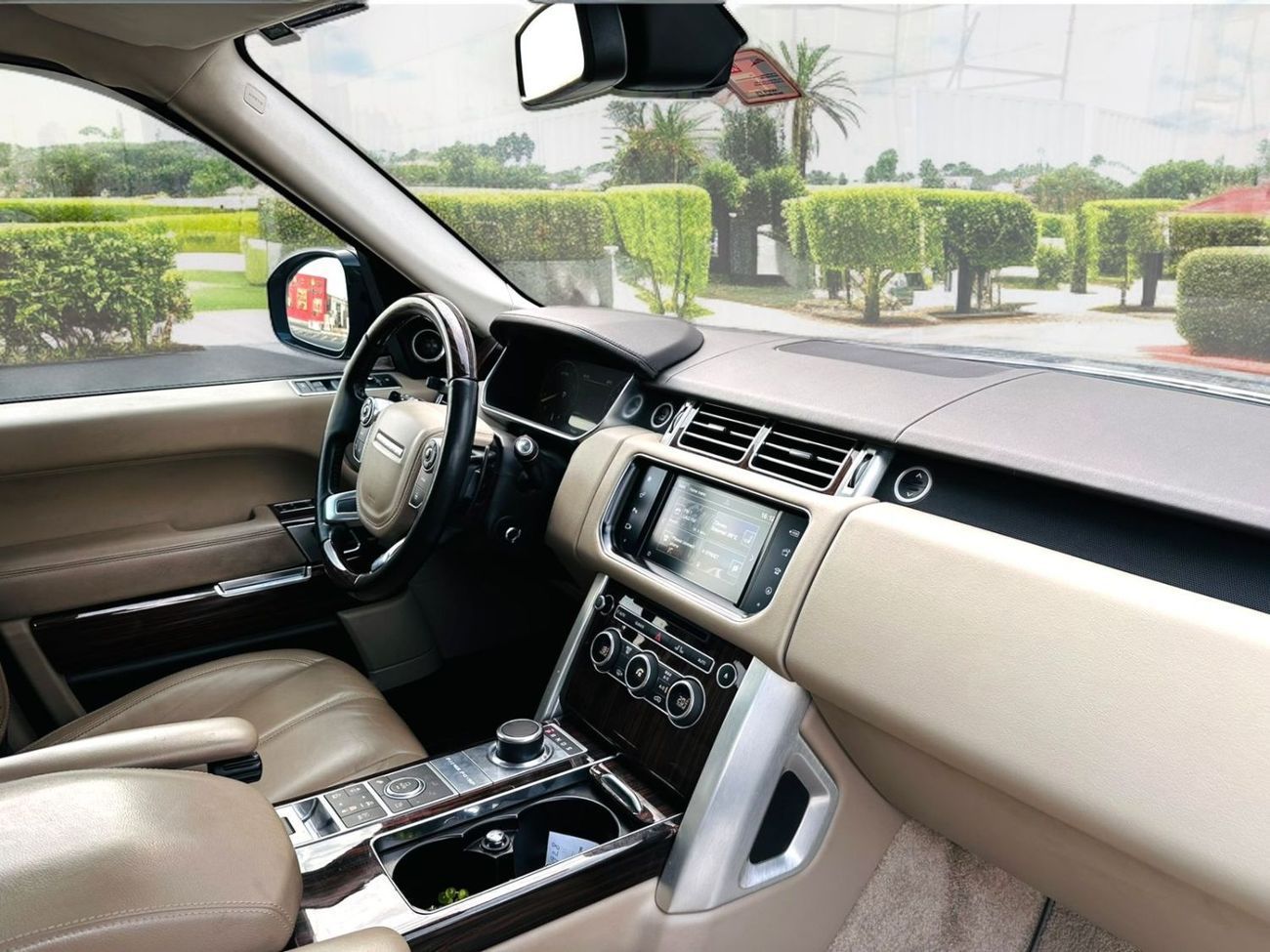 Land Rover Range Rover Vogue 5.0L Vogue HSE 5.0L V8 | 2016 | GCC SPECS | AED 1,850 Per Month