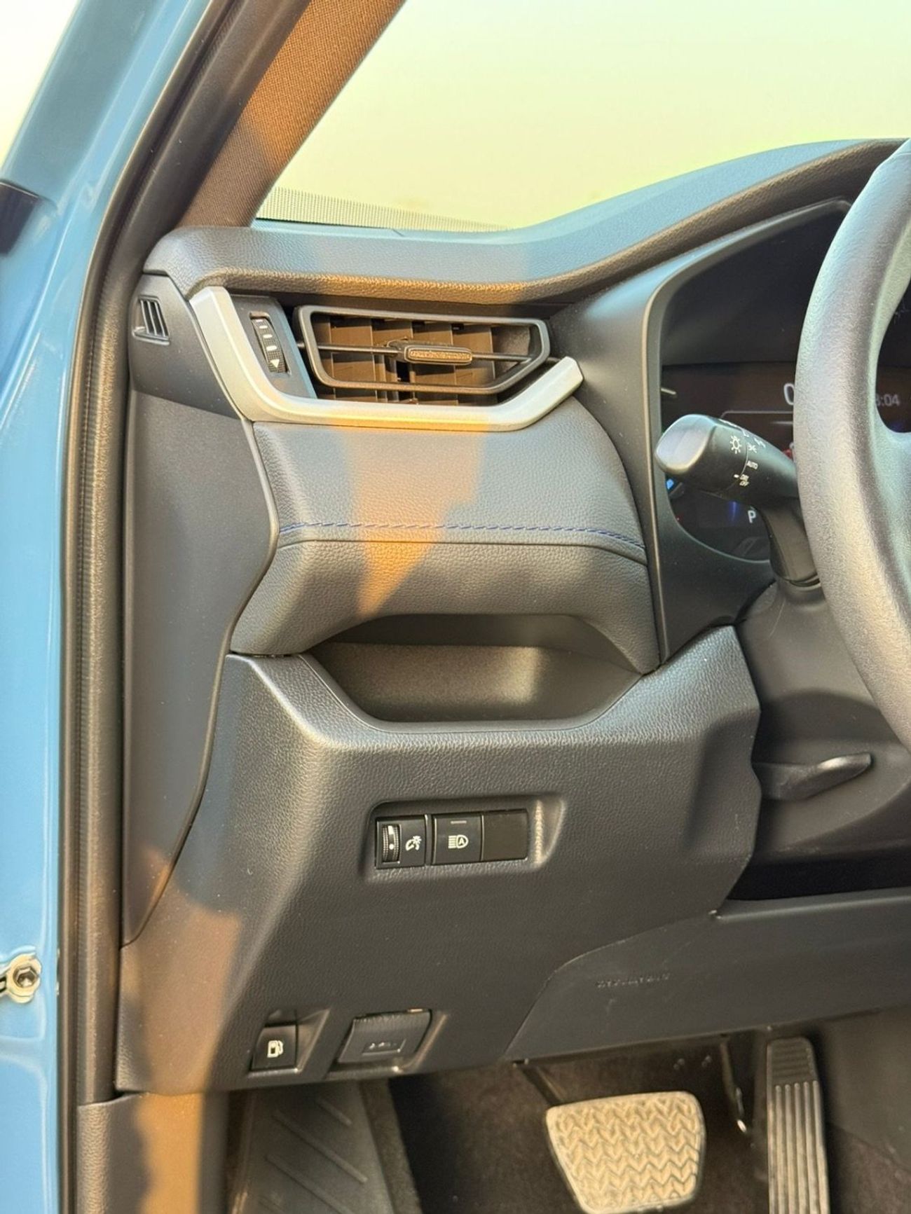 تويوتا راف ٤ SE Hybrid 2.5 L 2023 model