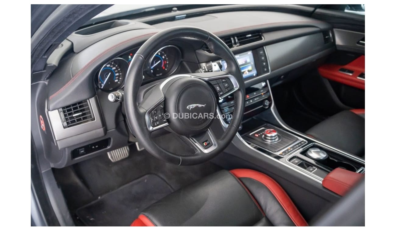 Jaguar XF XFS