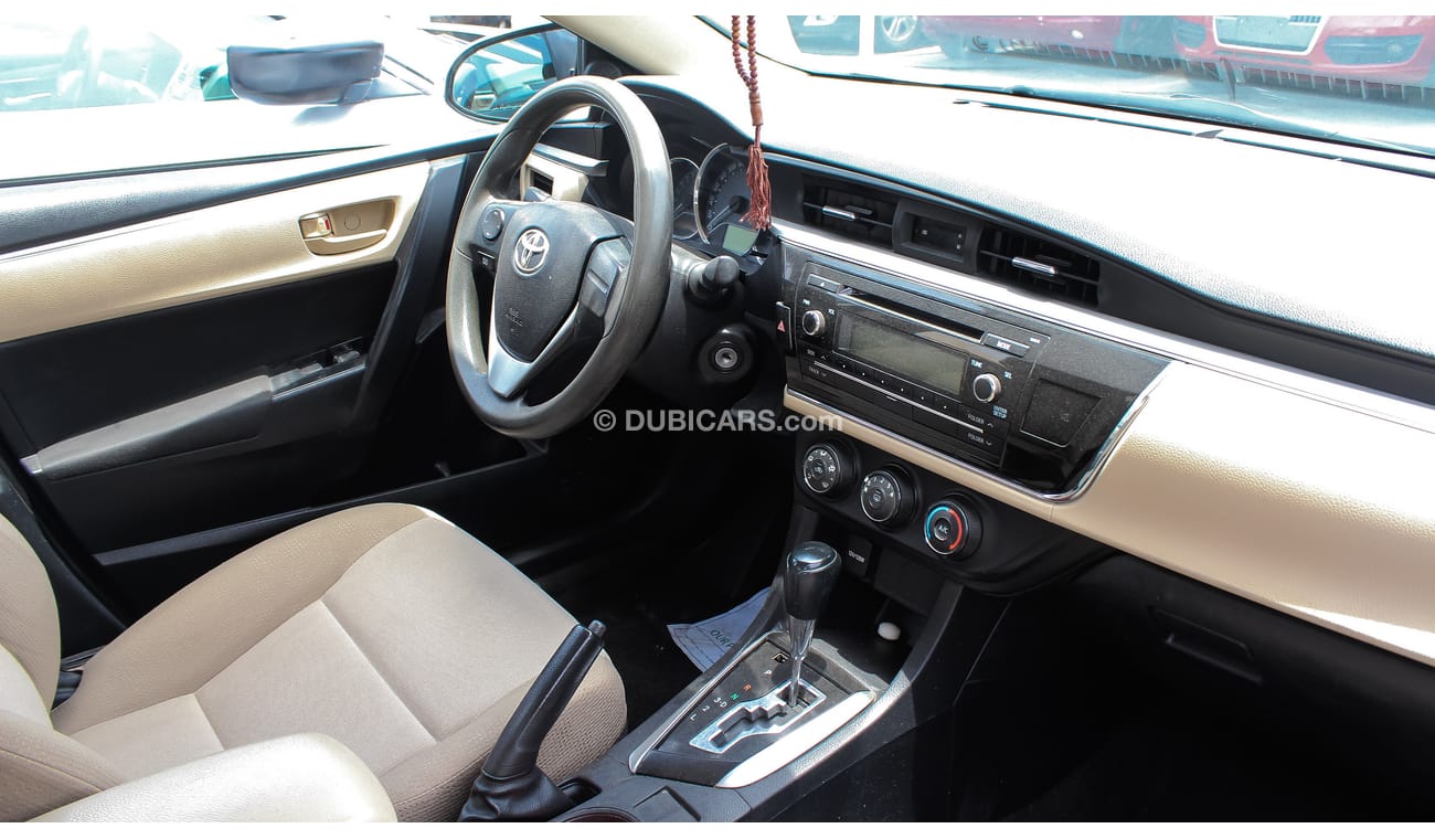 Toyota Corolla 2014 model Gulf specs standard options