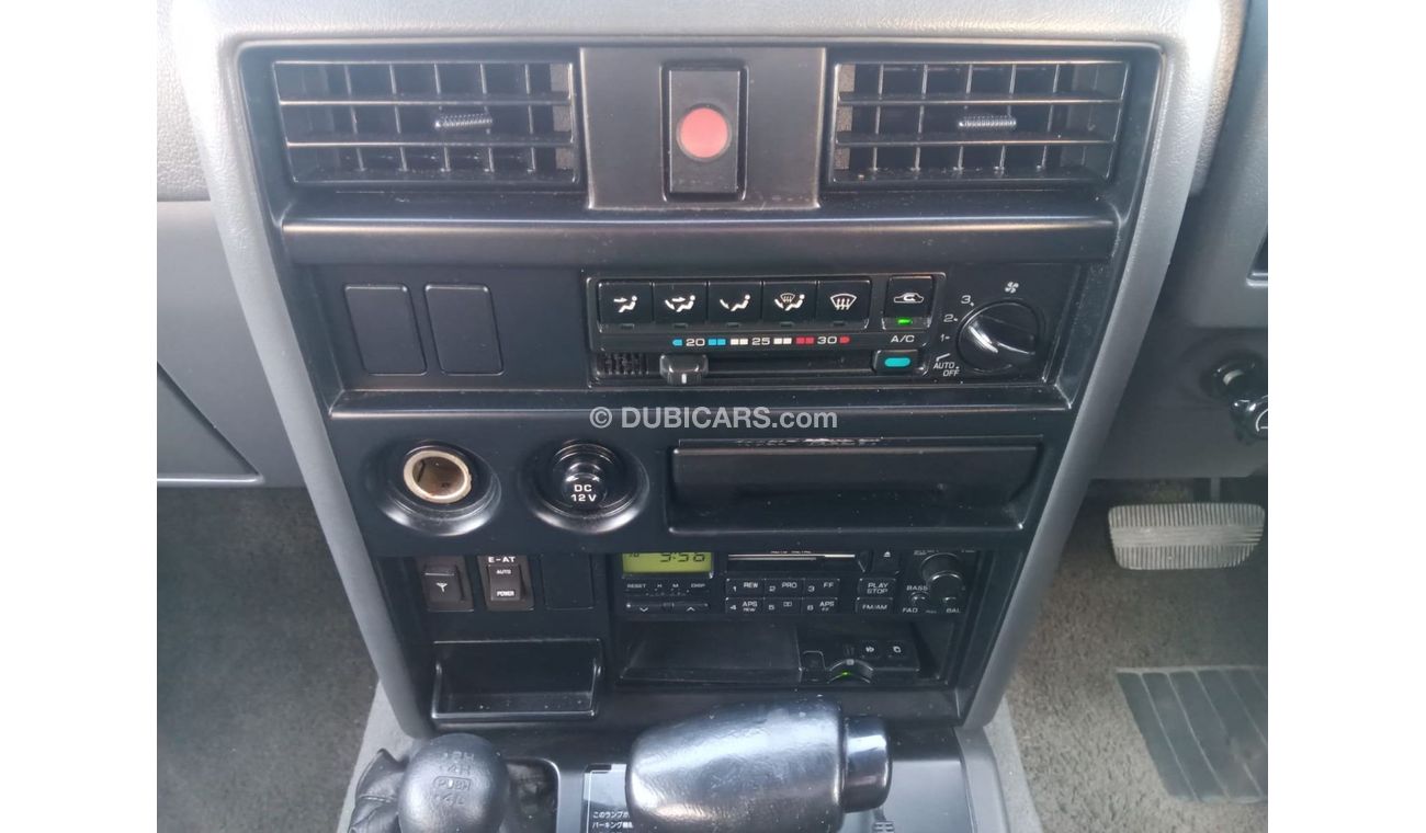 Nissan Patrol Safari NISSAN SAFARI RIGHT HAND DRIVE (PM1029)