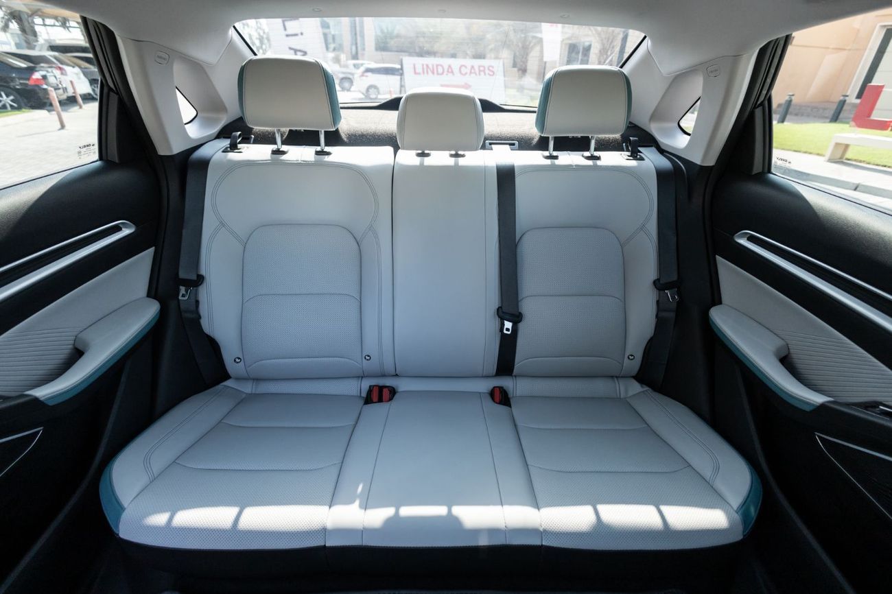 جيلي إمجراند GK