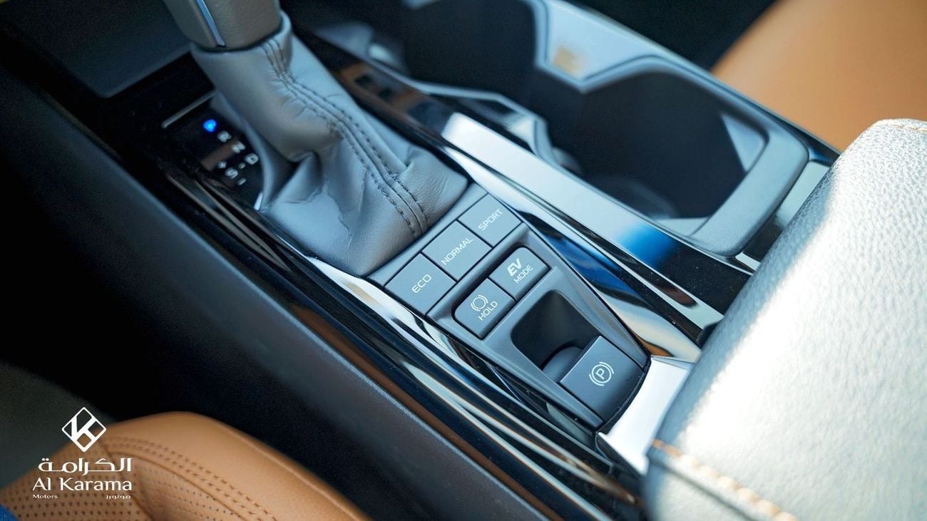 Toyota Camry Lumiere, 2.5L Hybrid with Seat Memory & Ventilation, Radar, 360 Camera